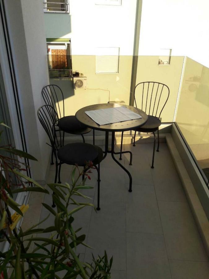 شقة ماكارسكا  في Apartman Petra المظهر الخارجي الصورة